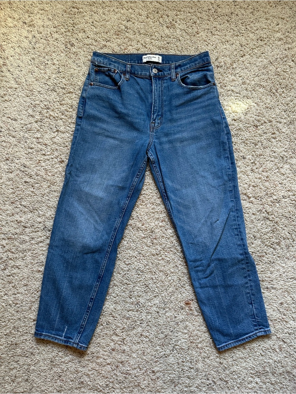 Abercrombie & Fitch The Mom High Rise 28/6s